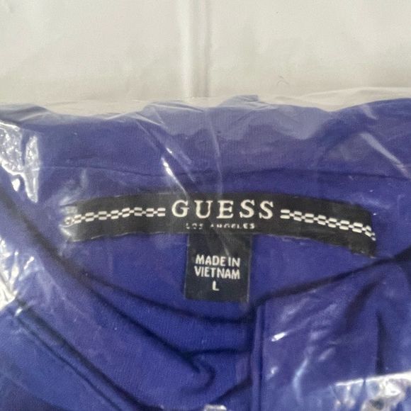 GUESS Womens Twist-Front Off The Shoulder Blouse - Picture 9 of 10